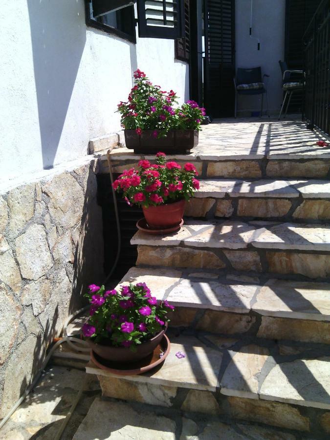 Luminaria Solis Vacation Home Rogoznica  Exteriör bild